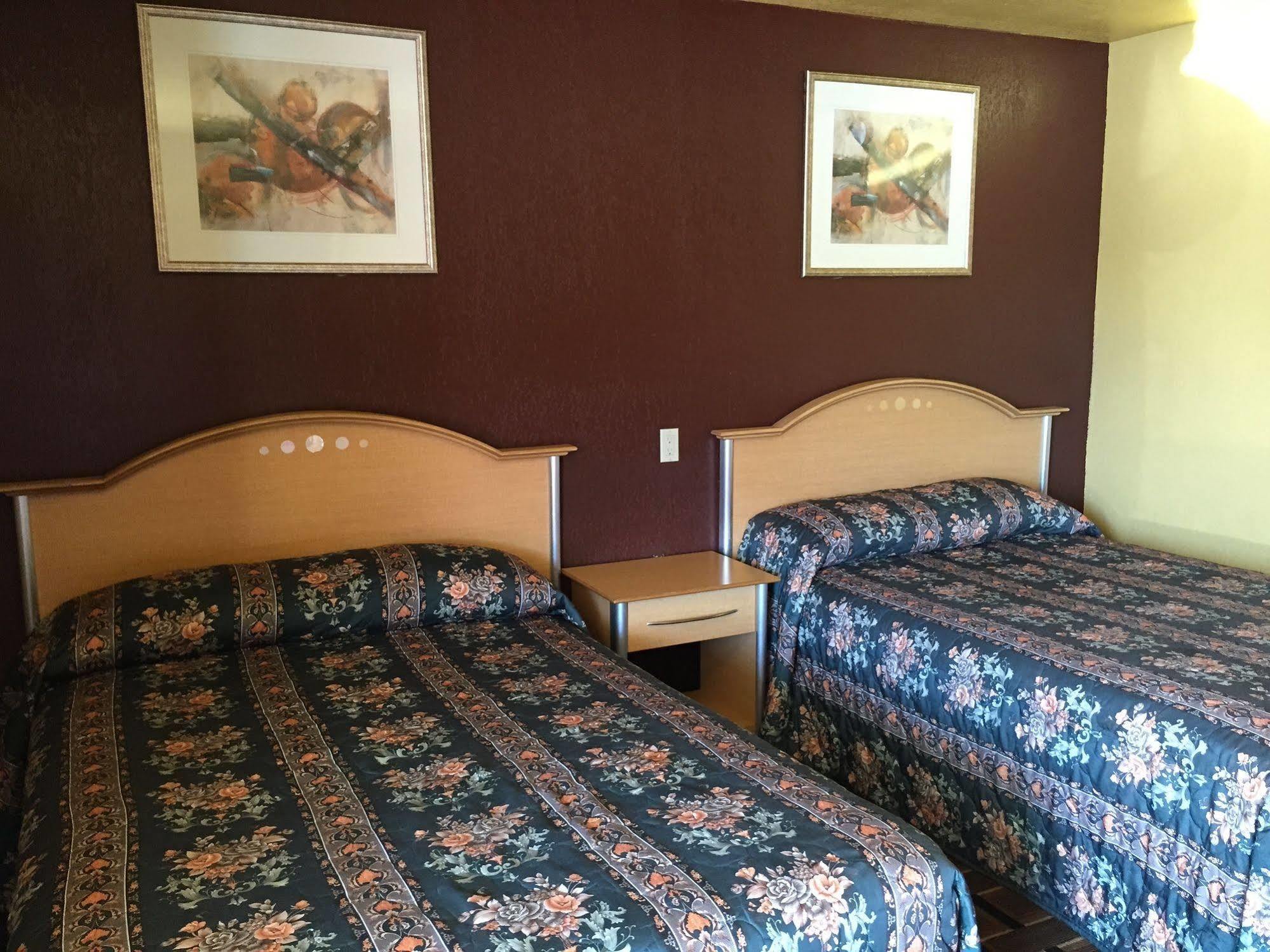 Budget Inn Ada Extérieur photo